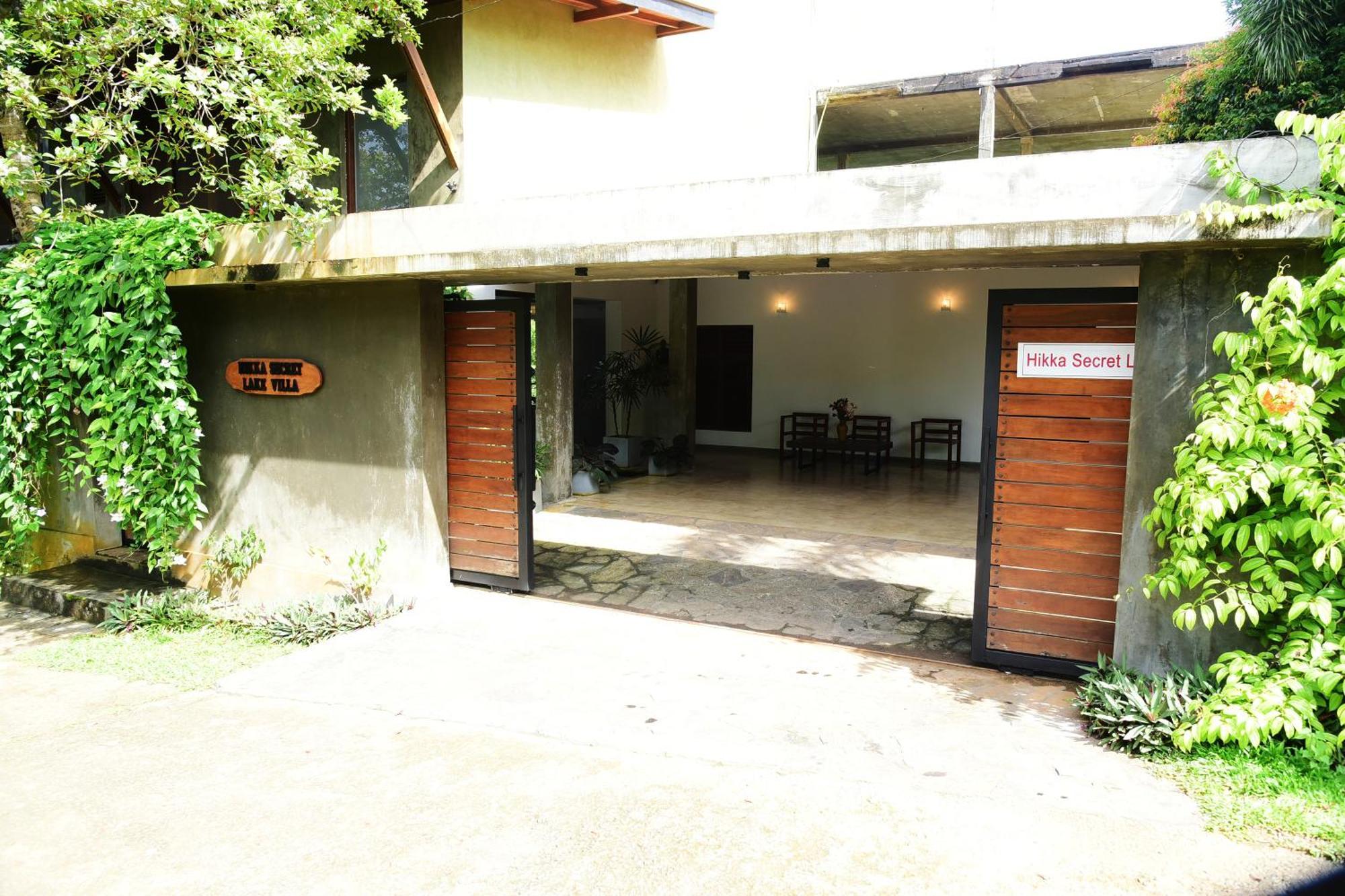 Hikka Secret Lake Resort Hikkaduwa Exterior foto