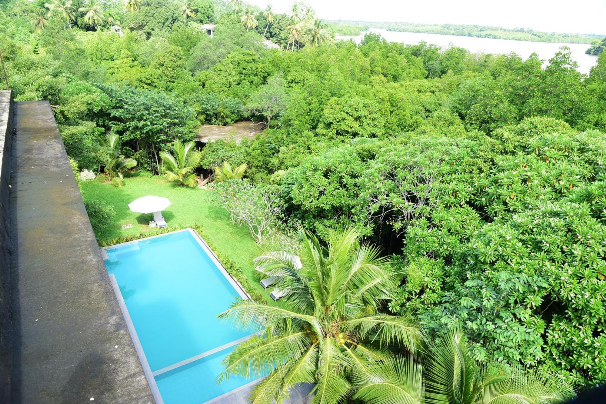 Hikka Secret Lake Resort Hikkaduwa Exterior foto